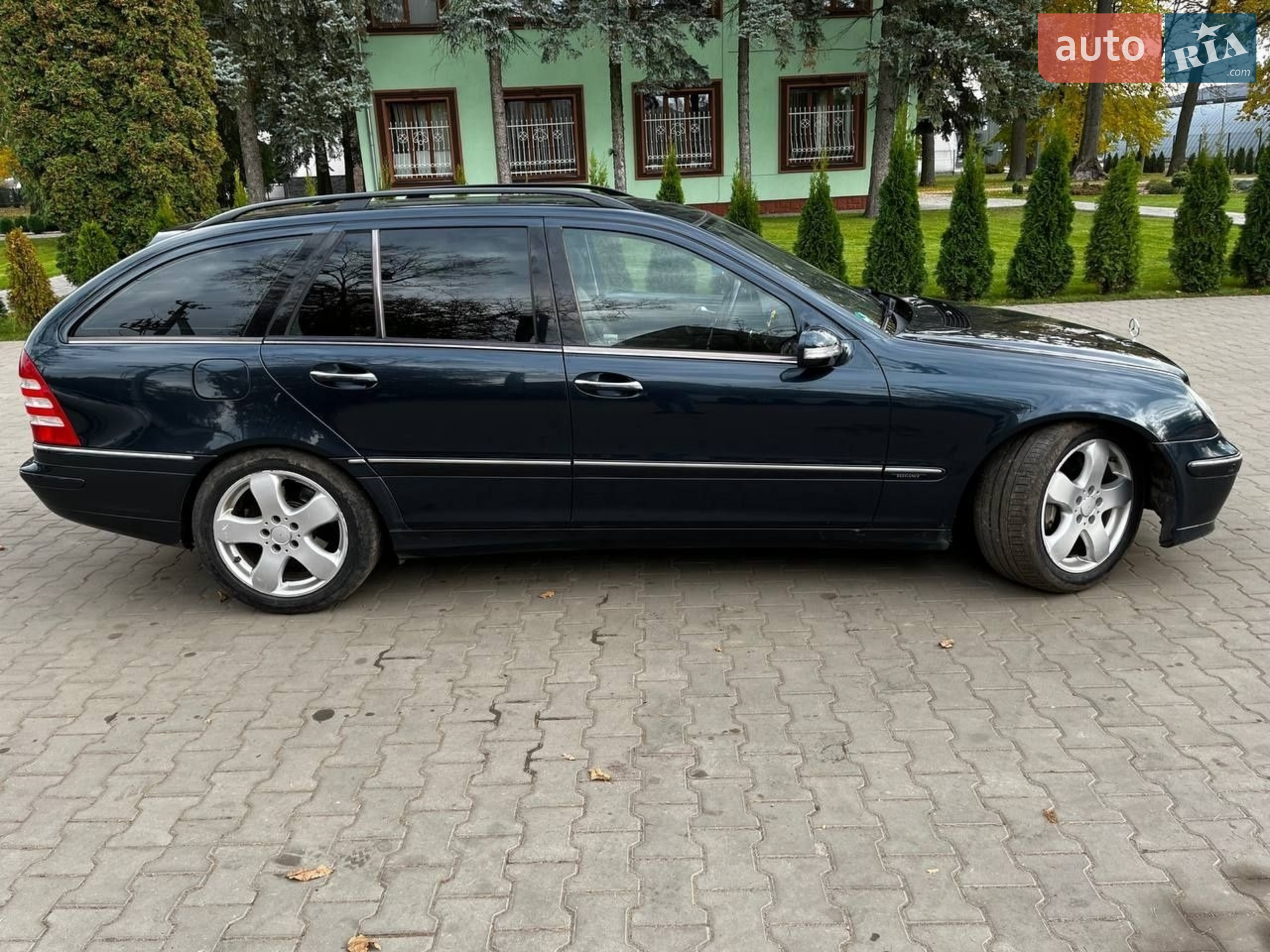 Mercedes-Benz C-Class, 2004