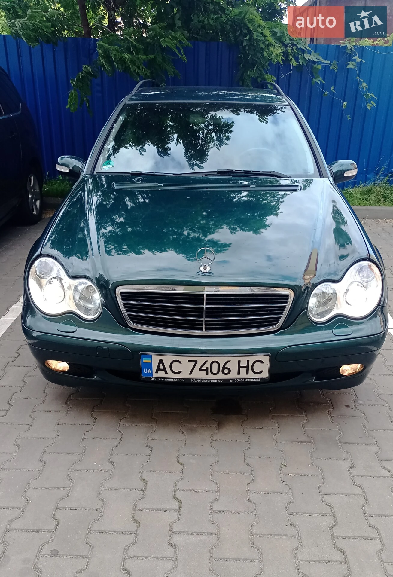 Mercedes-Benz C-Class, 2004