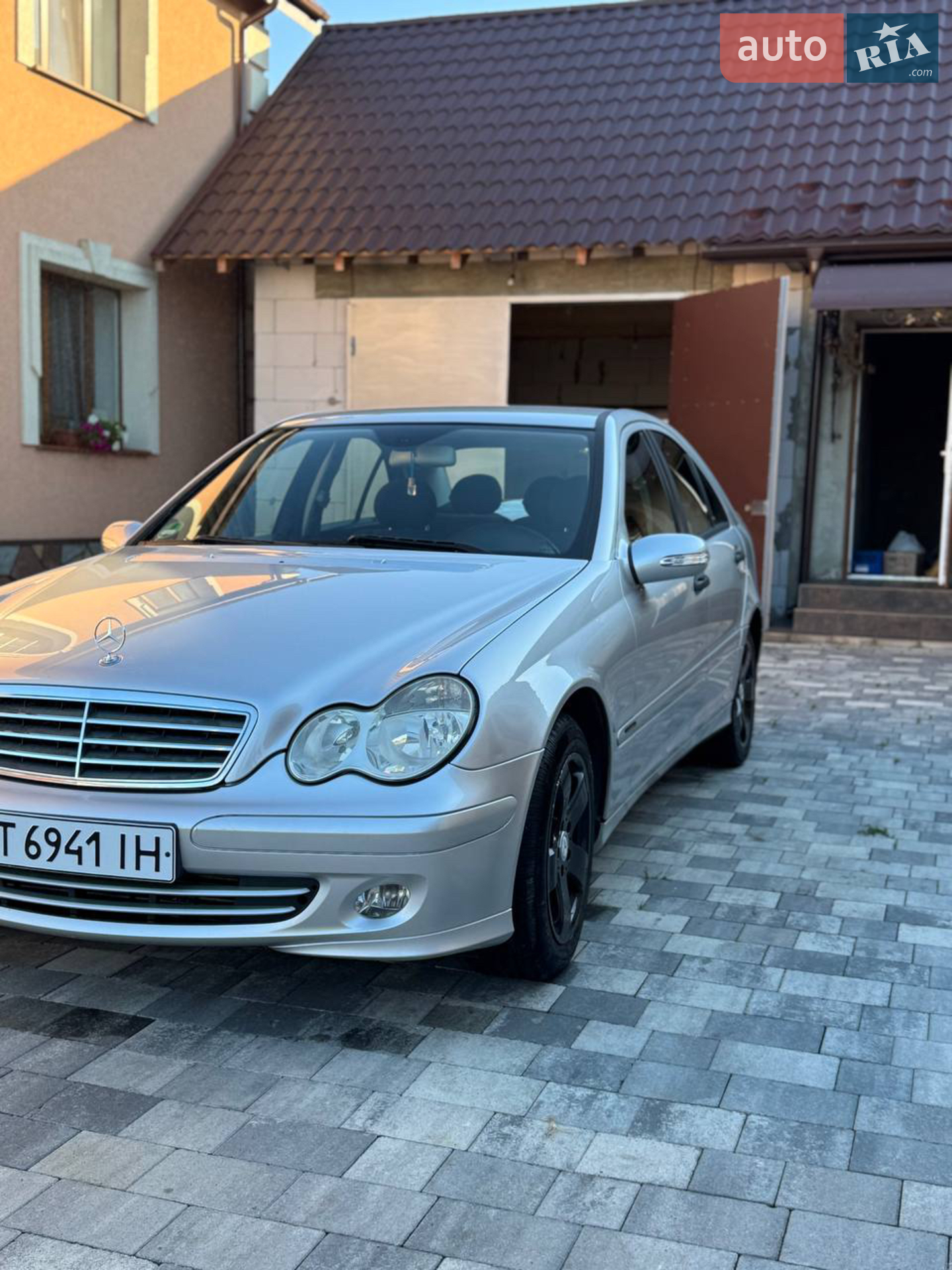 Mercedes-Benz C-Class, 2004