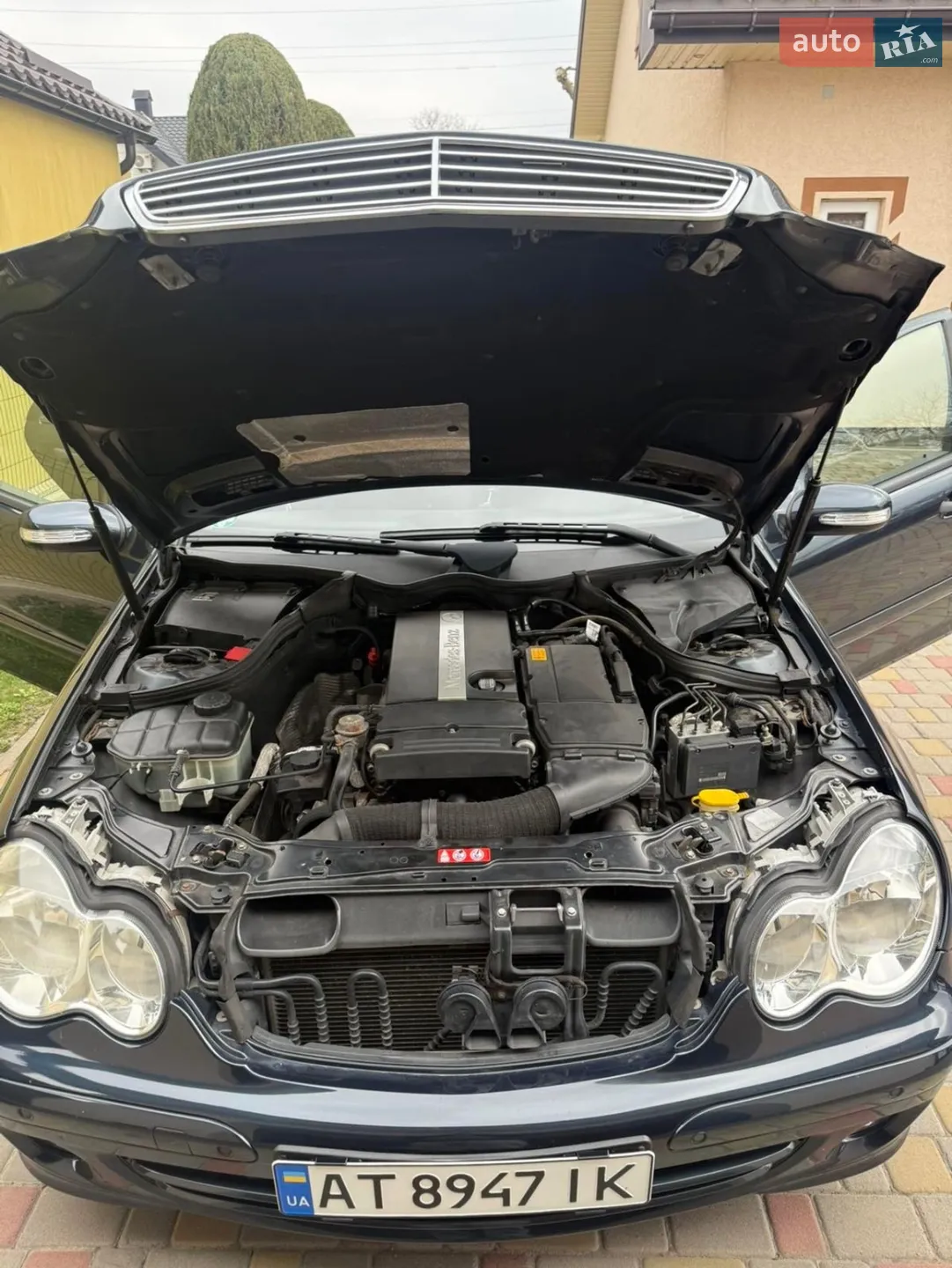 Mercedes-Benz C-Class, 2004