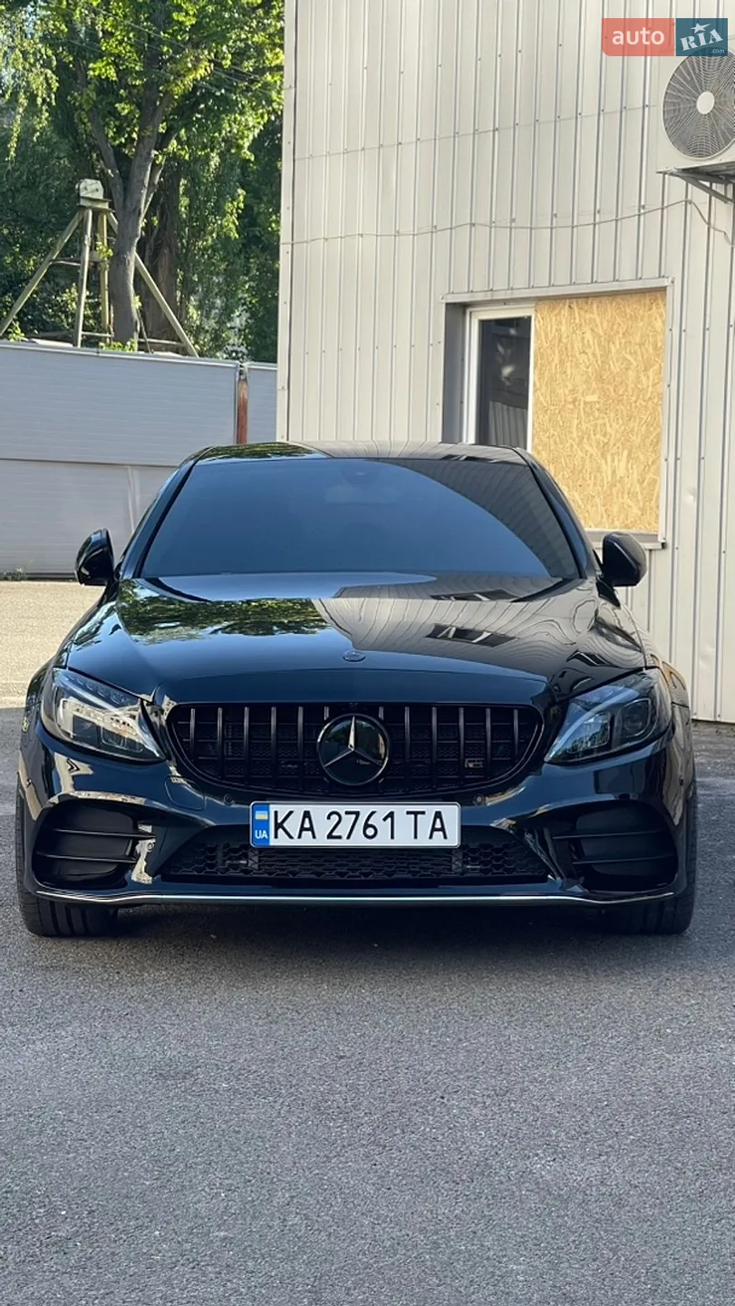 Mercedes-Benz C-Class, 2015