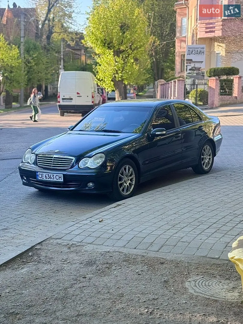 Mercedes-Benz C-Class, 2004
