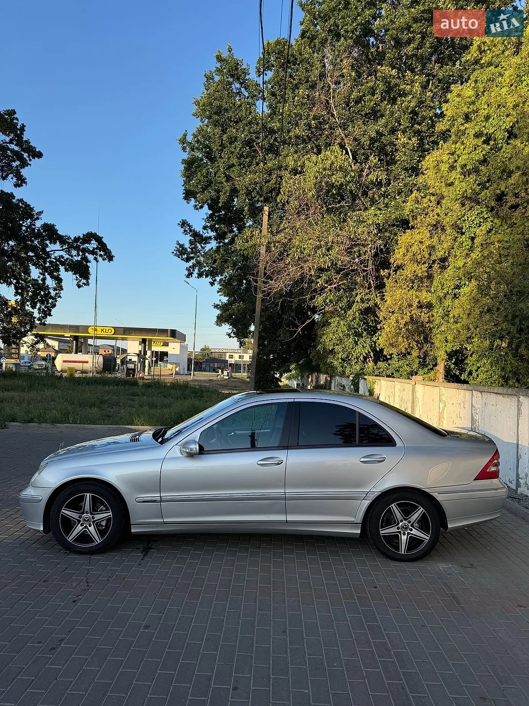Mercedes-Benz C-Class, 2004