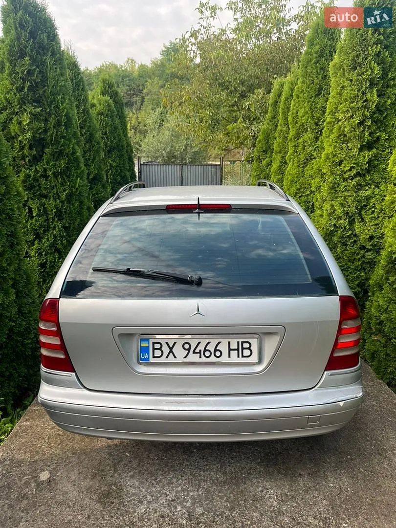 Mercedes-Benz C-Class, 2004