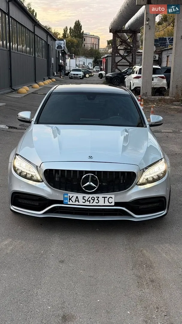 Mercedes-Benz C-Class, 2020