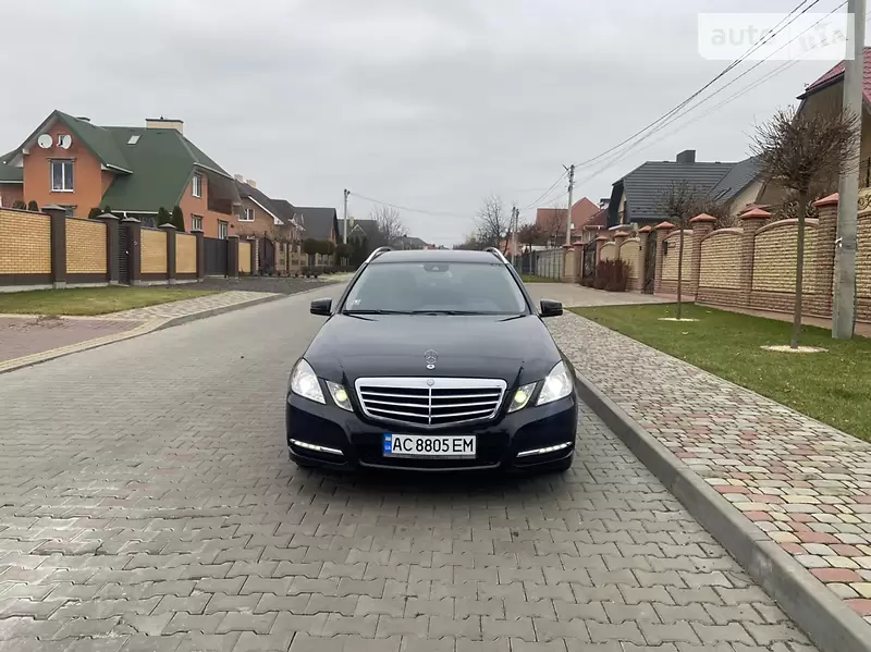 Mercedes-Benz E-Class, 2012