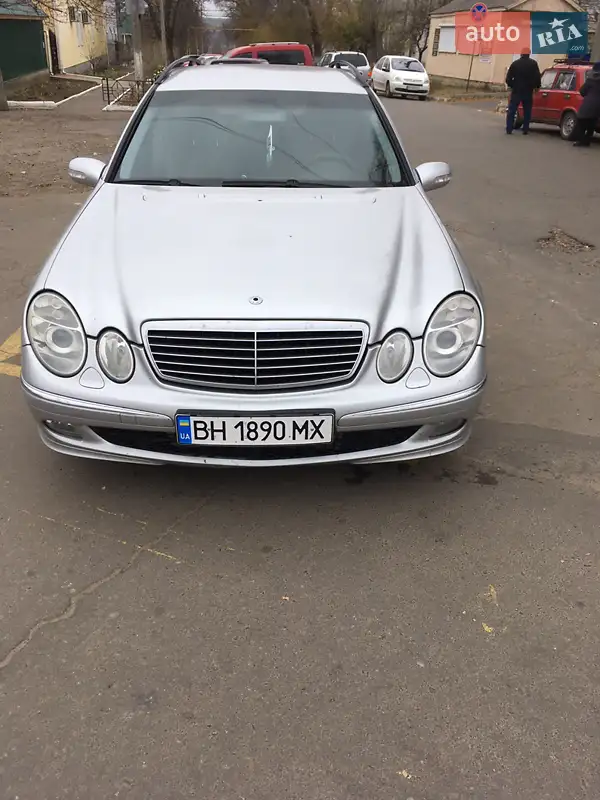 Mercedes-Benz E-Class, 2004