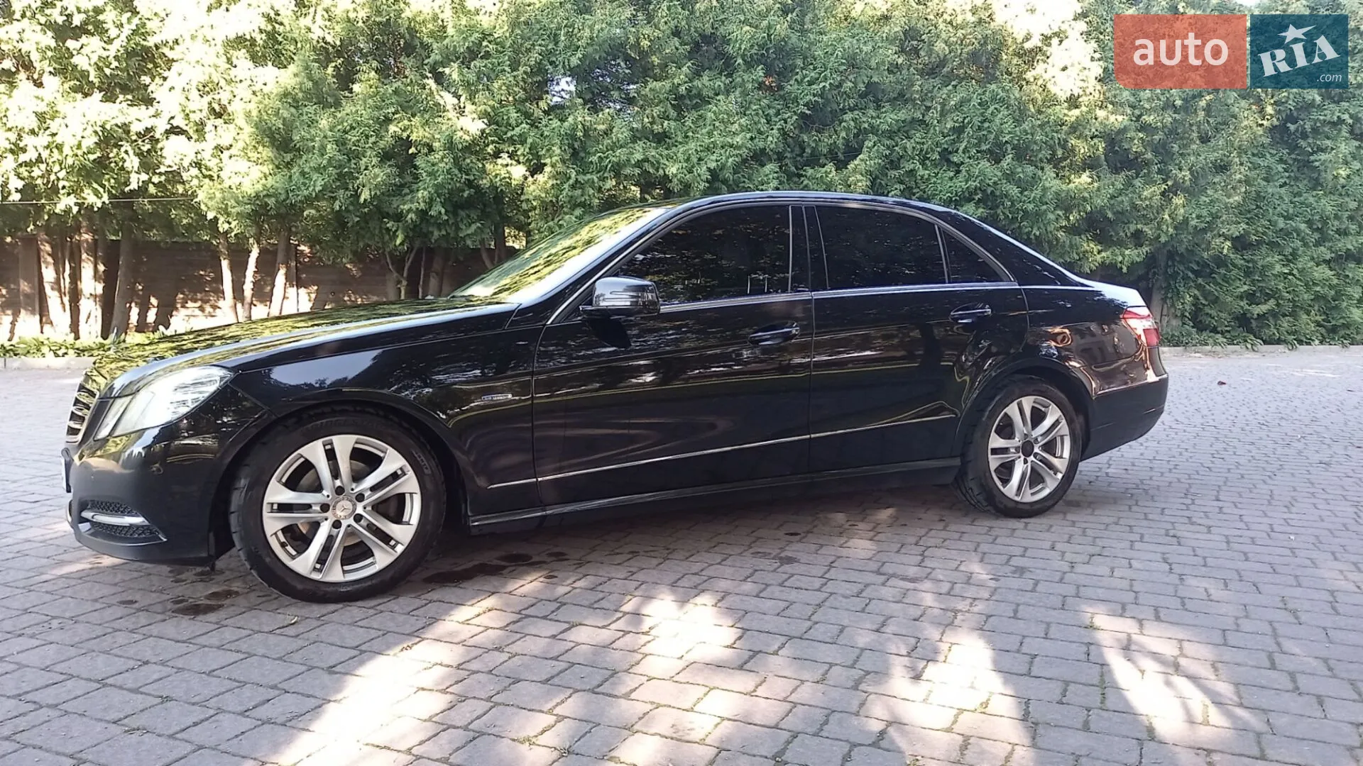 Mercedes-Benz E-Class, 2012