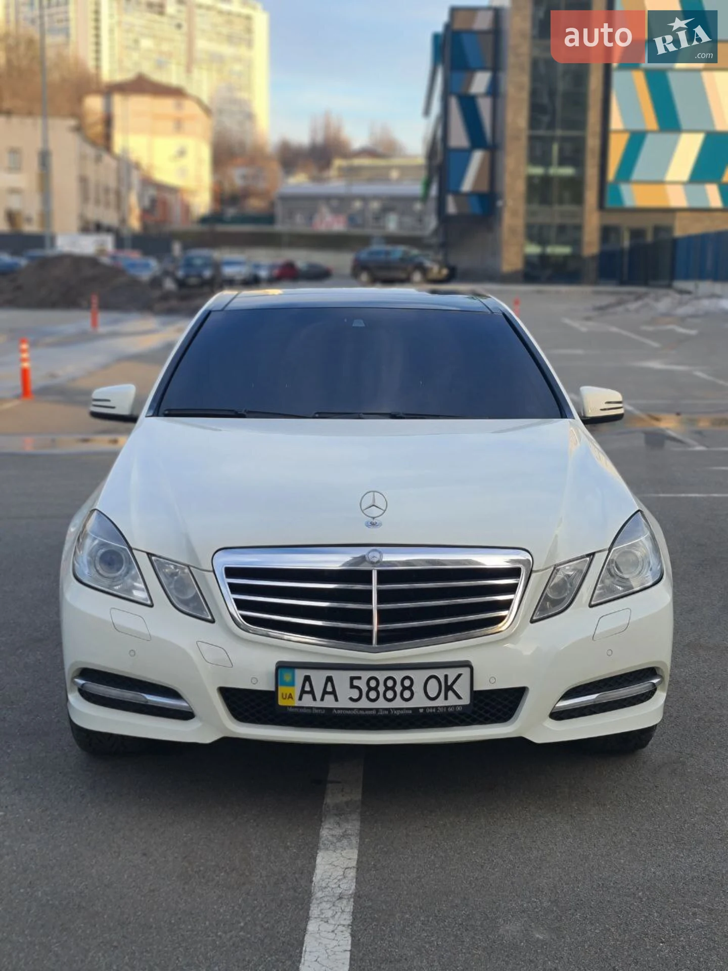 Mercedes-Benz E-Class, 2011