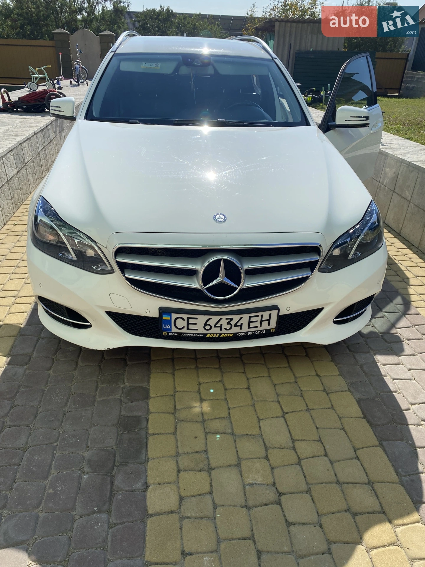 Mercedes-Benz E-Class, 2016