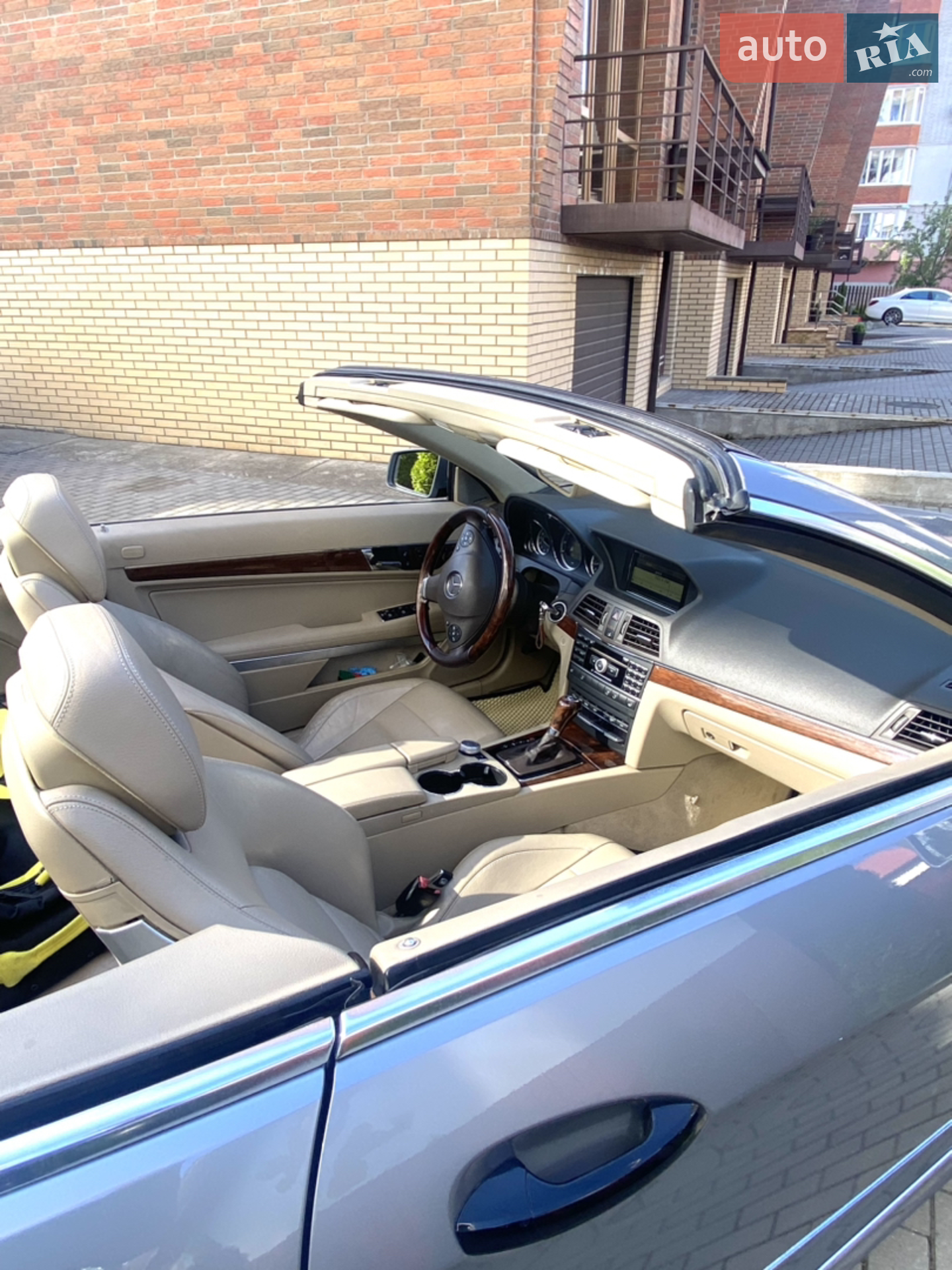 Mercedes-Benz E-Class, 2010