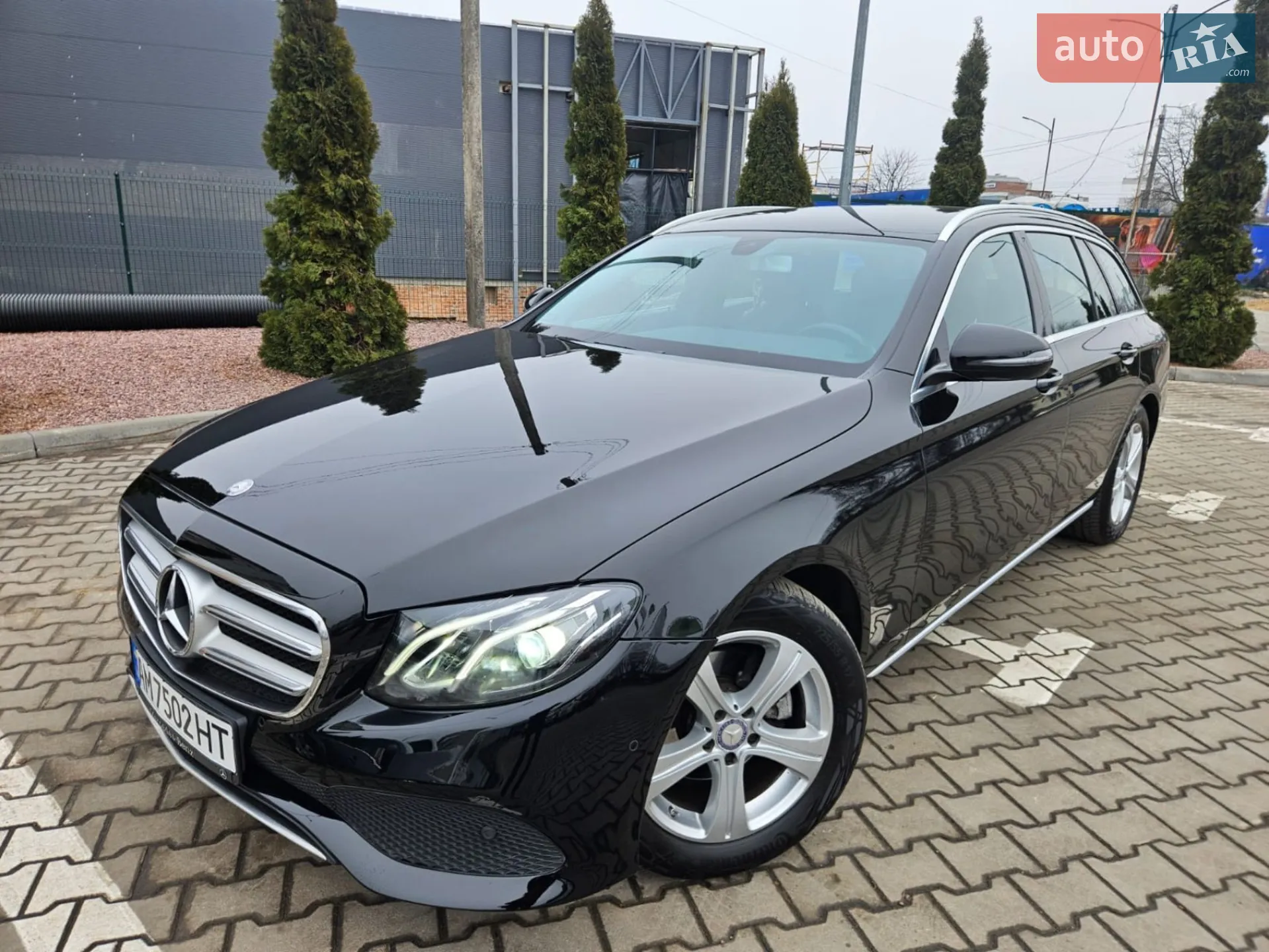 Mercedes-Benz E-Class, 2016