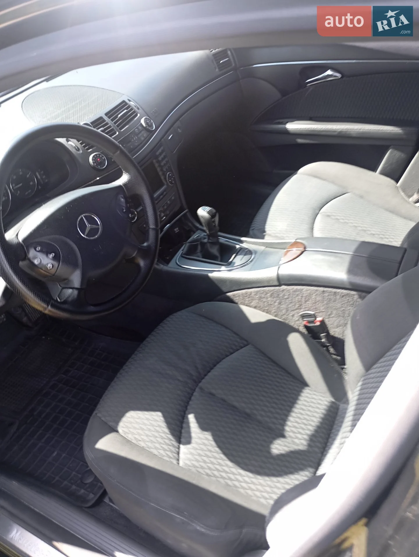 Mercedes-Benz E-Class, 2004