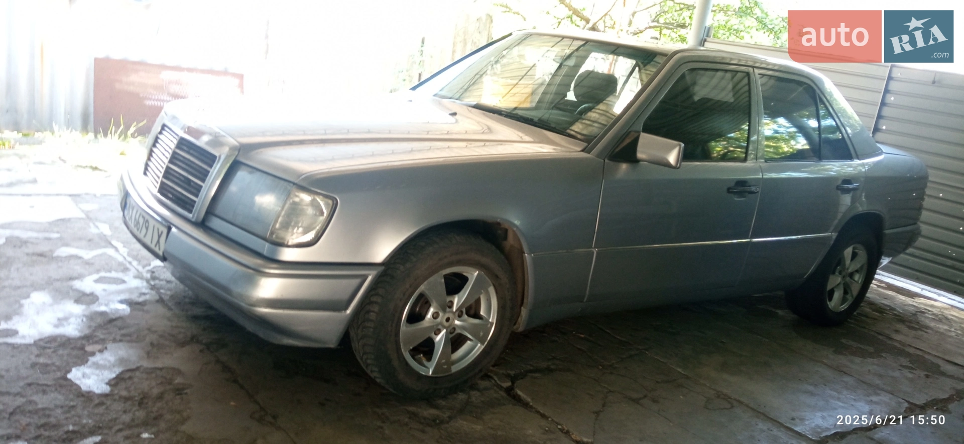 Mercedes-Benz E-Class, 1988