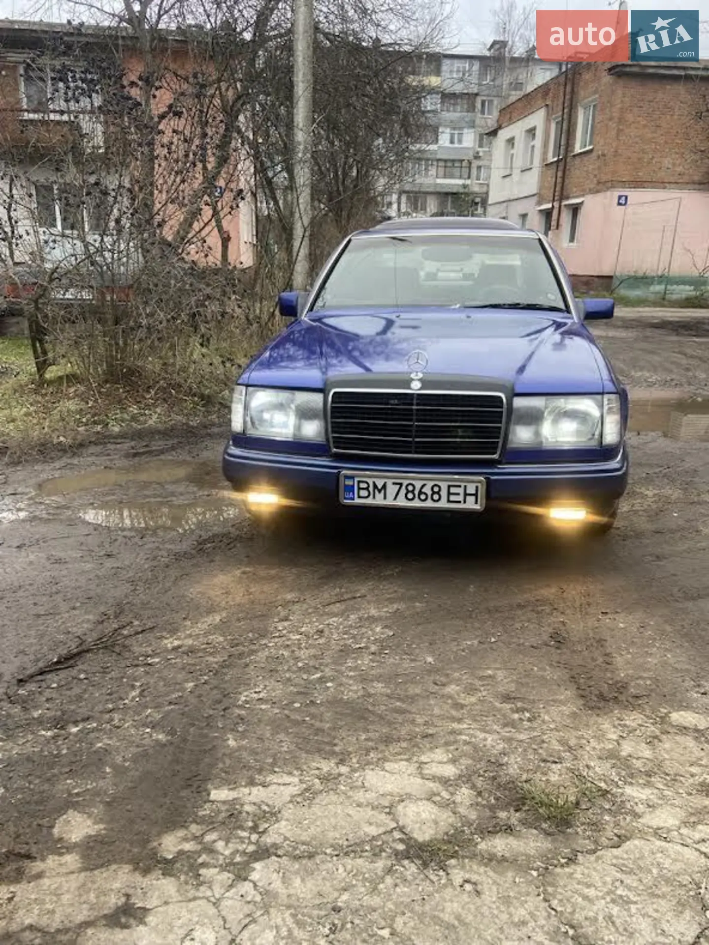 Mercedes-Benz E-Class, 1988