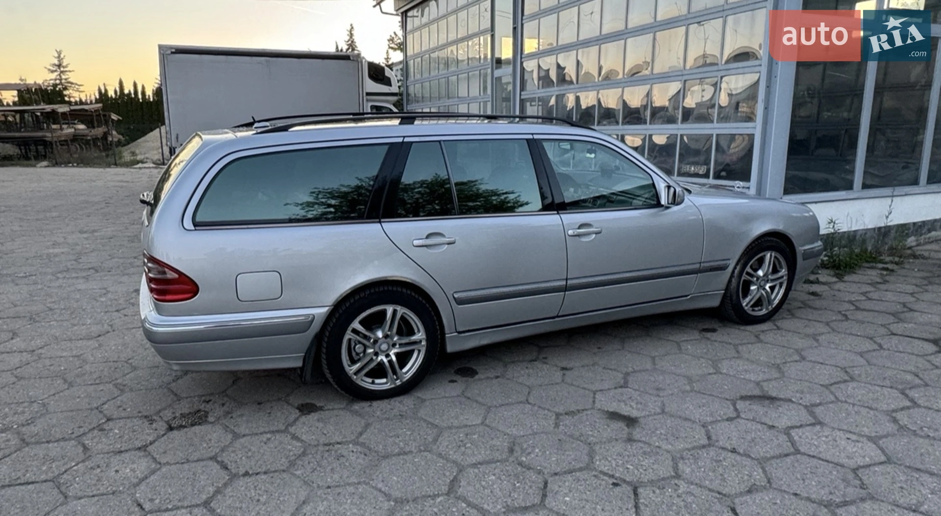 Mercedes-Benz E-Class, 2000