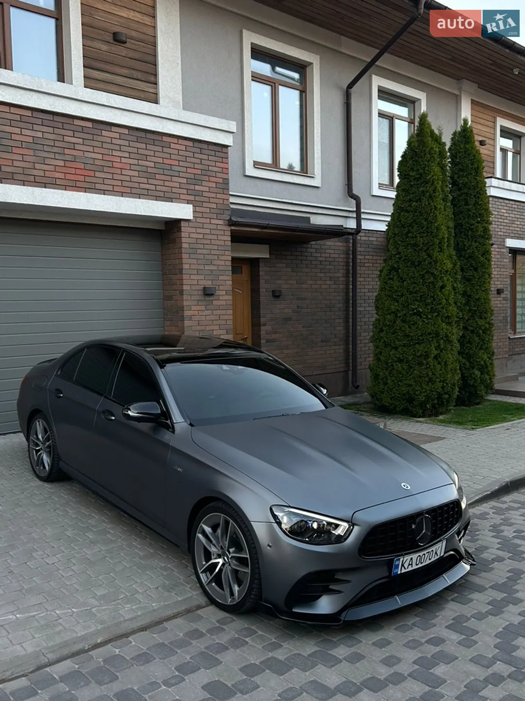 Mercedes-Benz E-Class, 2022