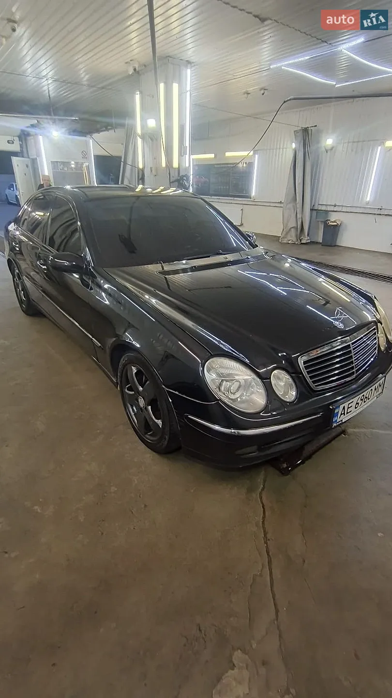 Mercedes-Benz E-Class, 2002