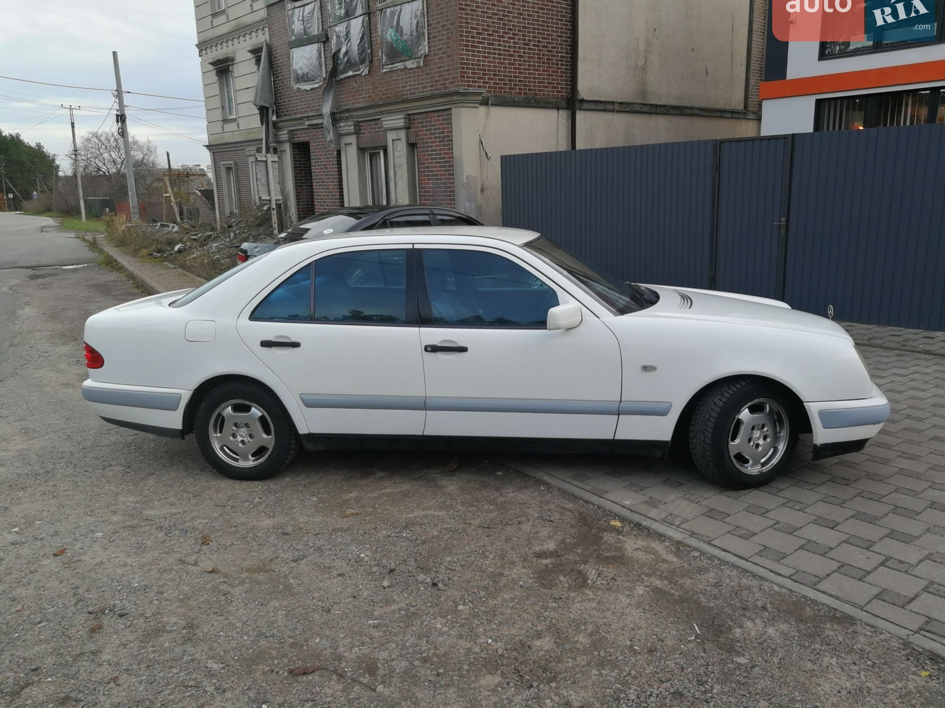 Mercedes-Benz E-Class, 1996