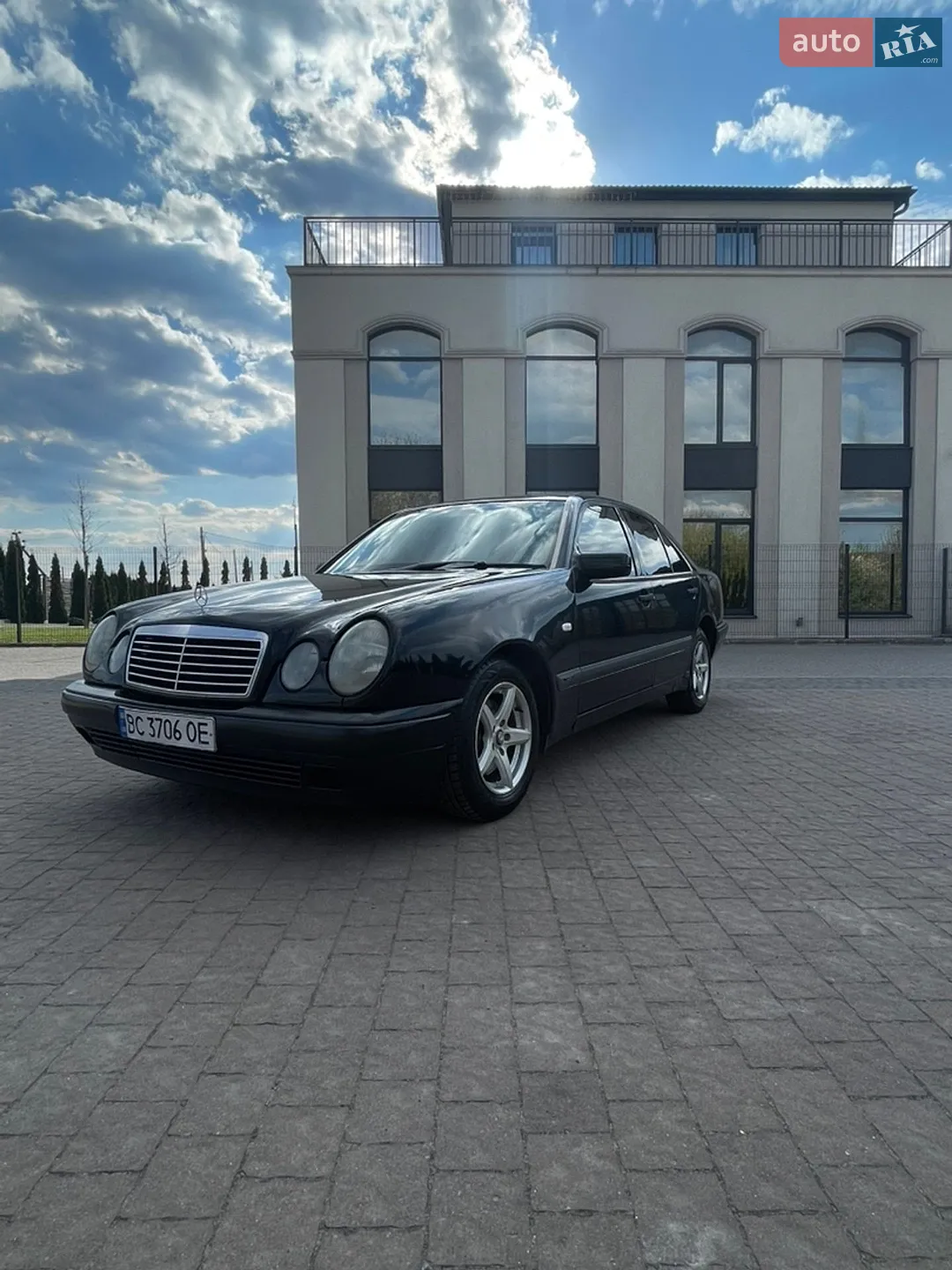 Mercedes-Benz E-Class, 1998