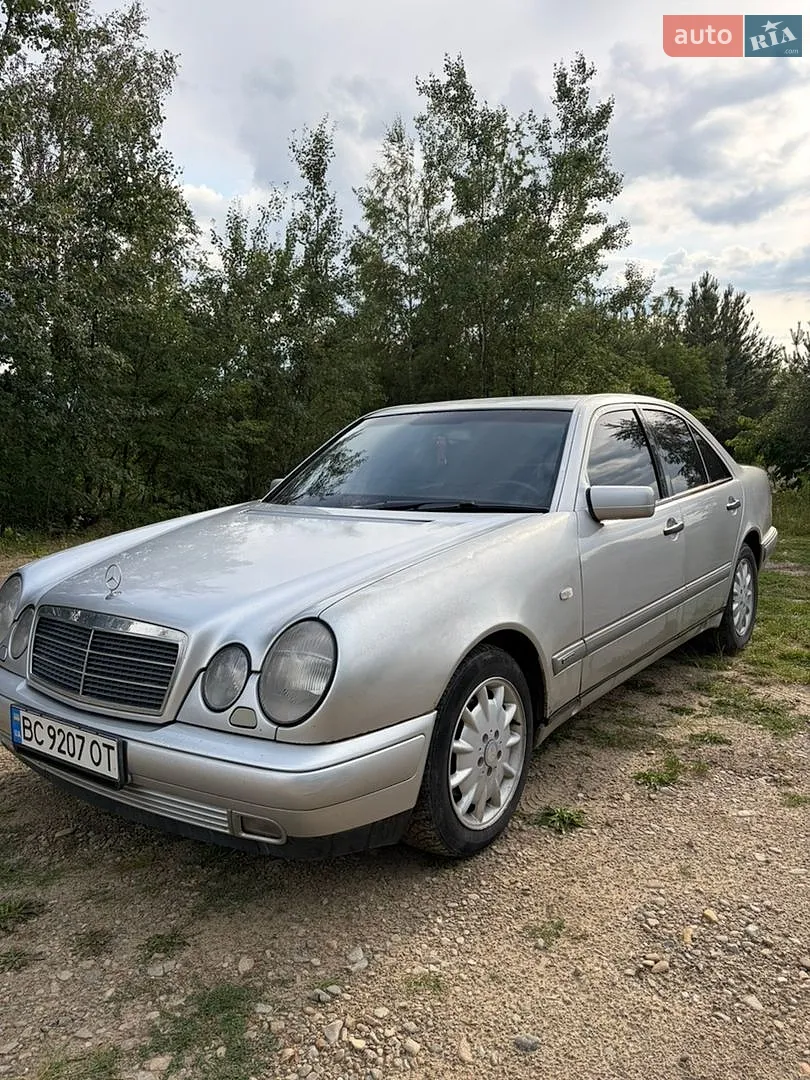 Mercedes-Benz E-Class, 1996