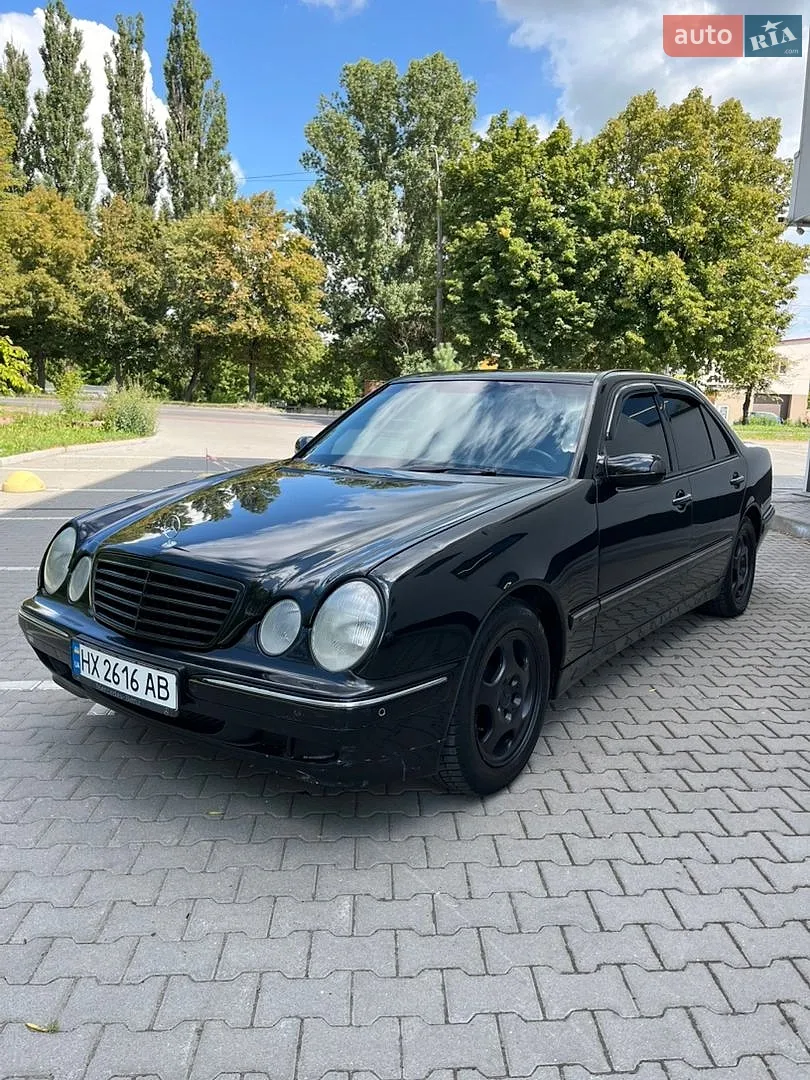 Mercedes-Benz E-Class, 2001