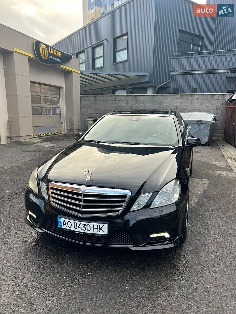 Mercedes-Benz E-Class, 2010