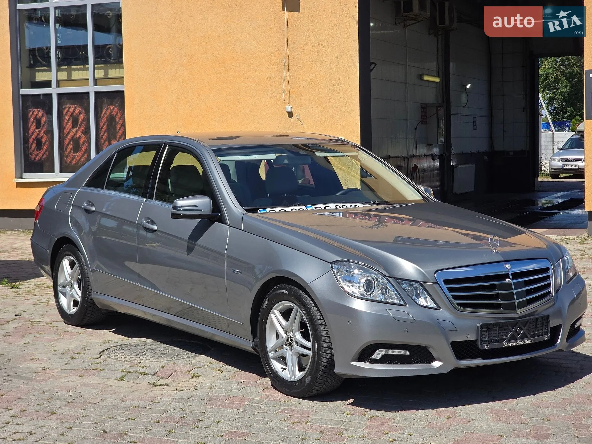 Mercedes-Benz E-Class, 2009