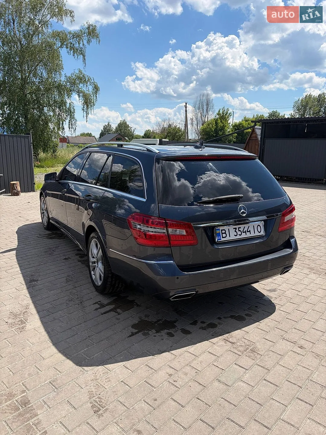Mercedes-Benz E-Class, 2011