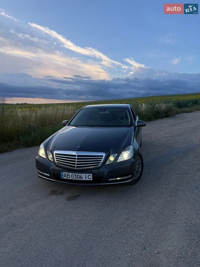 Mercedes-Benz E-Class, 2011