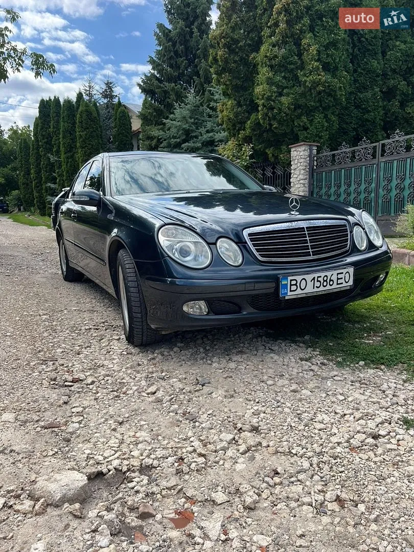 Mercedes-Benz E-Class, 2002