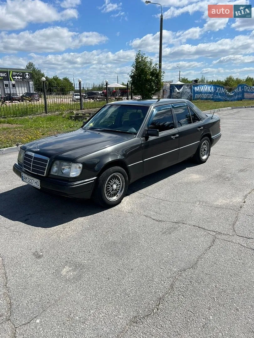 Mercedes-Benz E-Class, 1995
