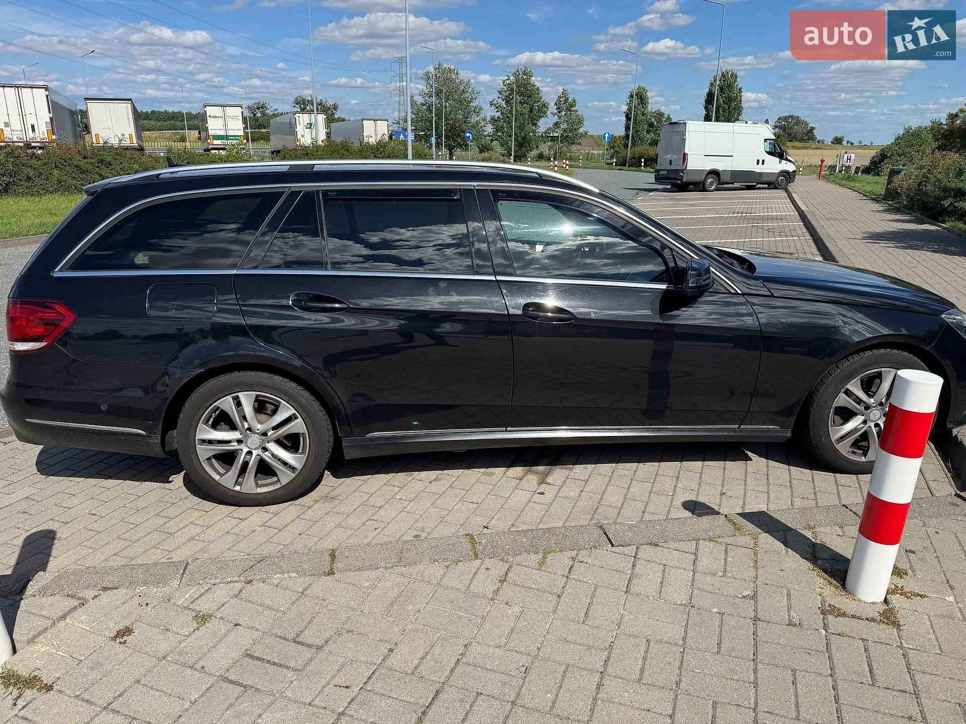 Mercedes-Benz E-Class, 2015