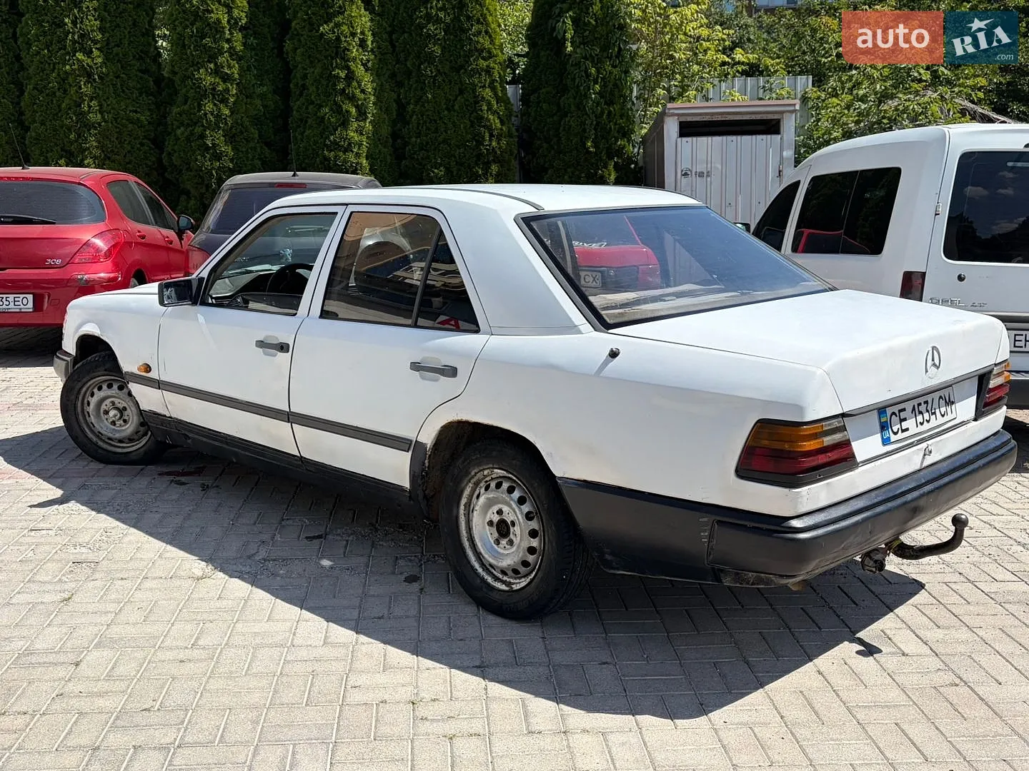 Mercedes-Benz E-Class, 1986