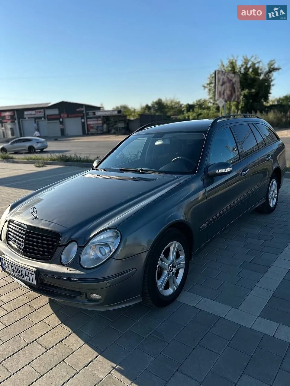 Mercedes-Benz E-Class, 2005