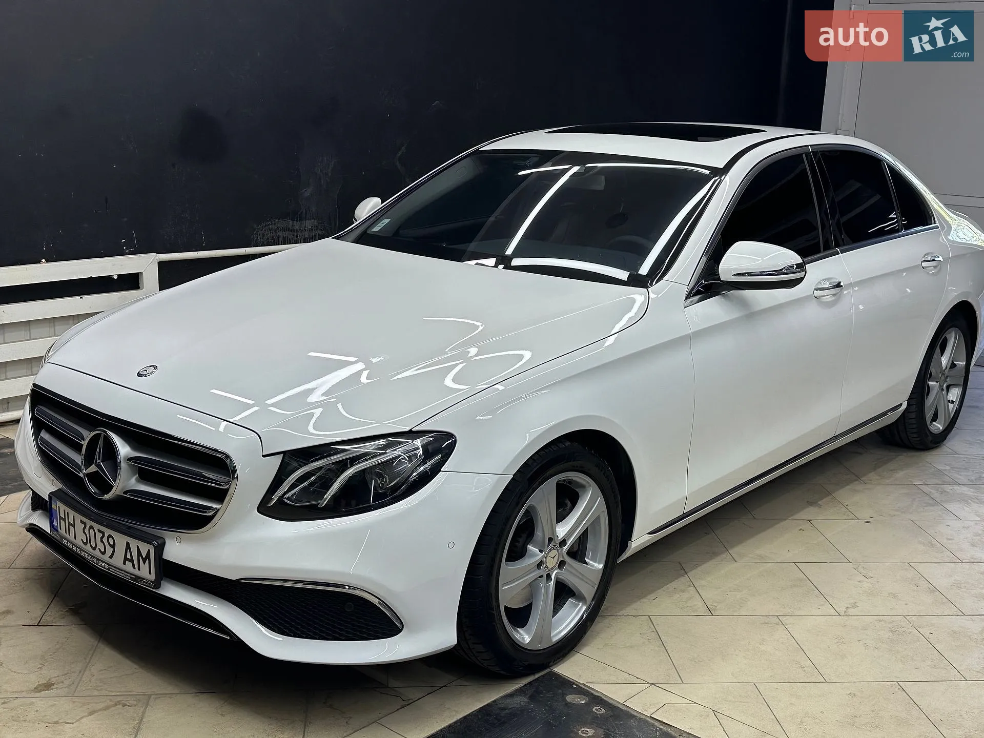 Mercedes-Benz E-Class, 2016