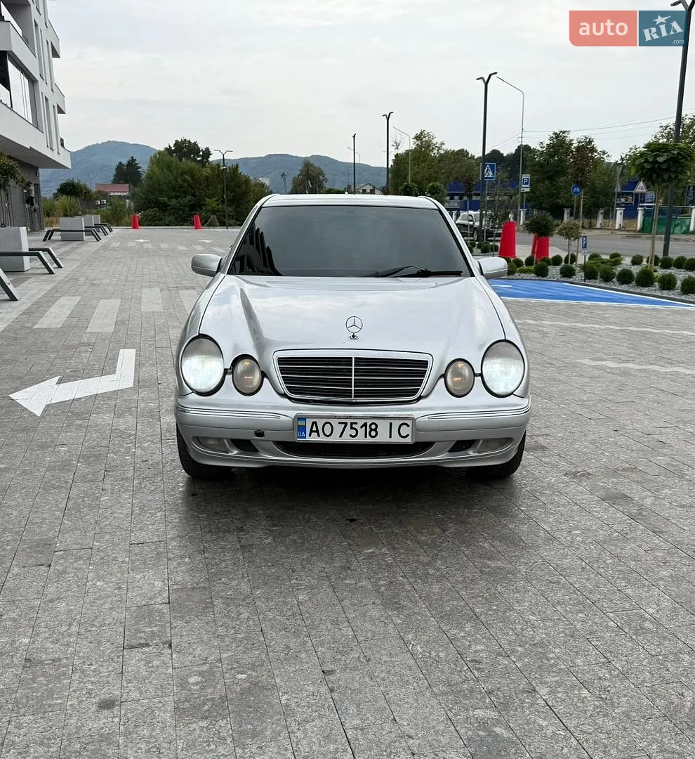 Mercedes-Benz E-Class, 2000