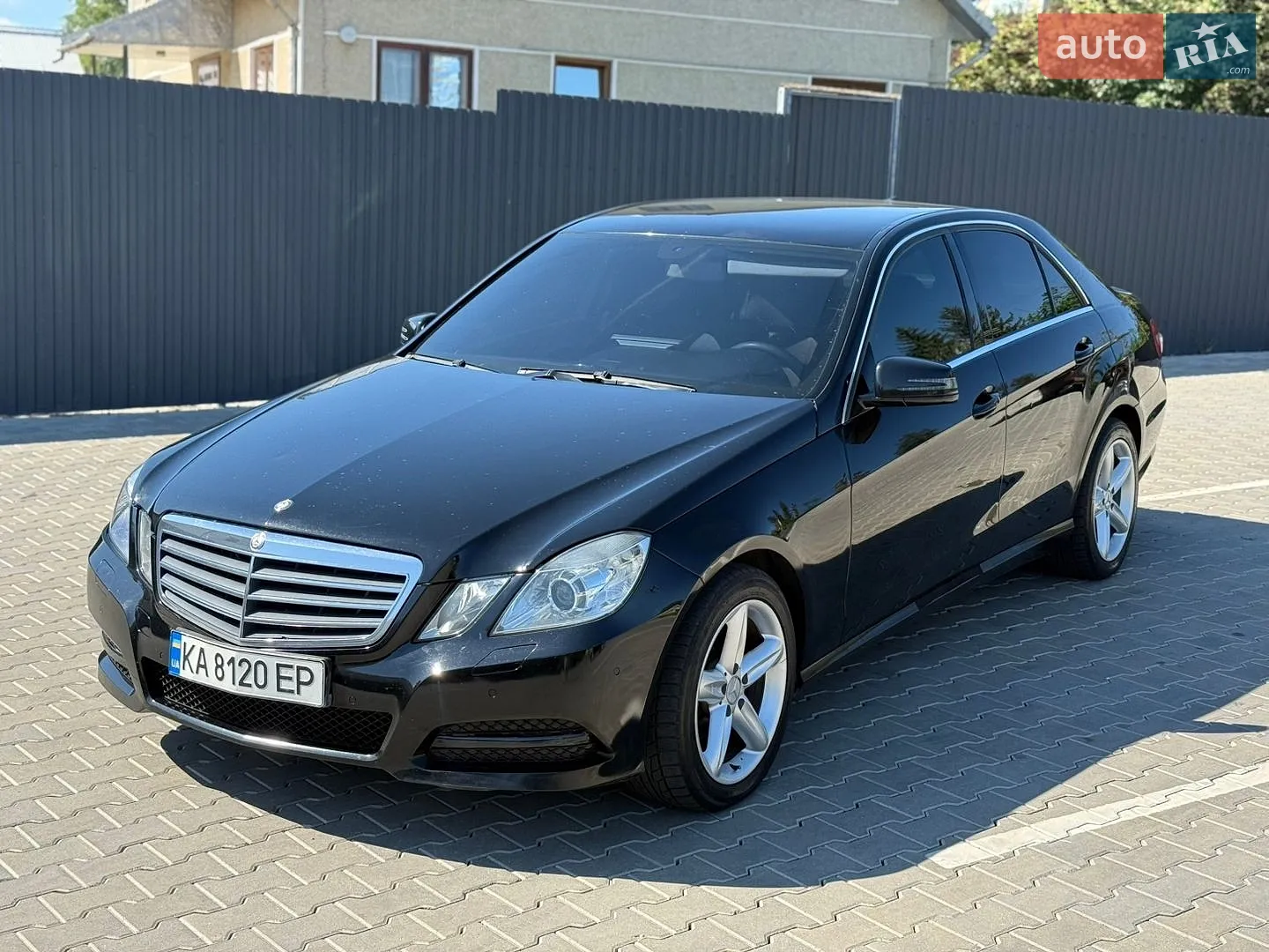 Mercedes-Benz E-Class, 2012