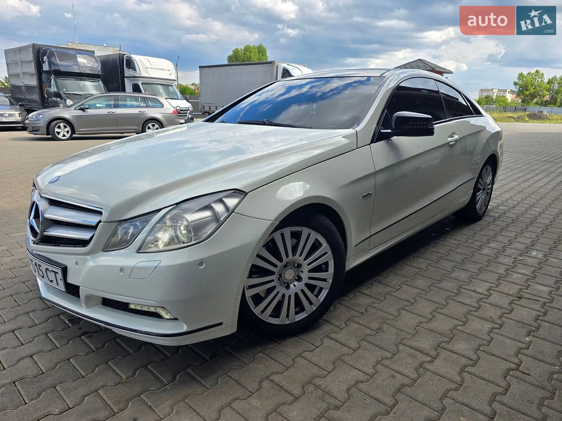 Mercedes-Benz E-Class, 2010