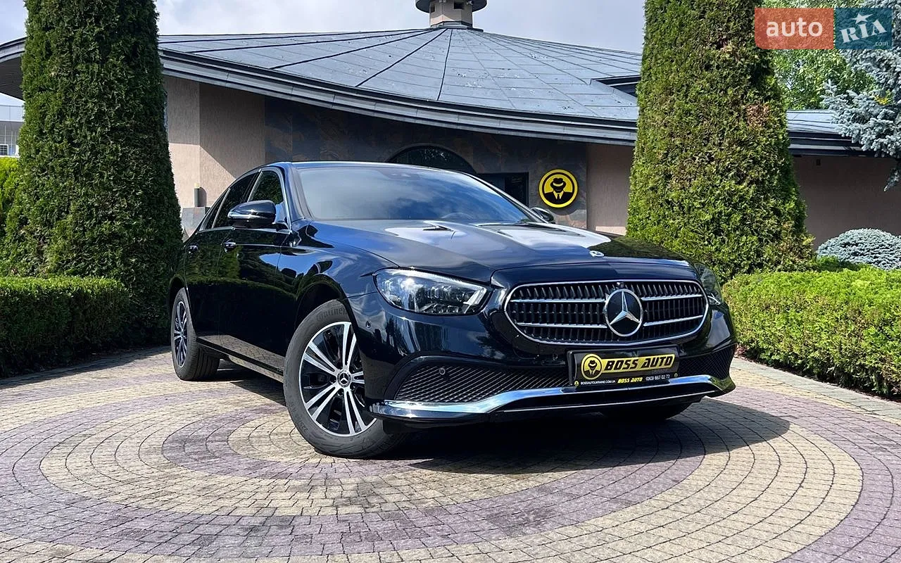 Mercedes-Benz E-Class, 2022