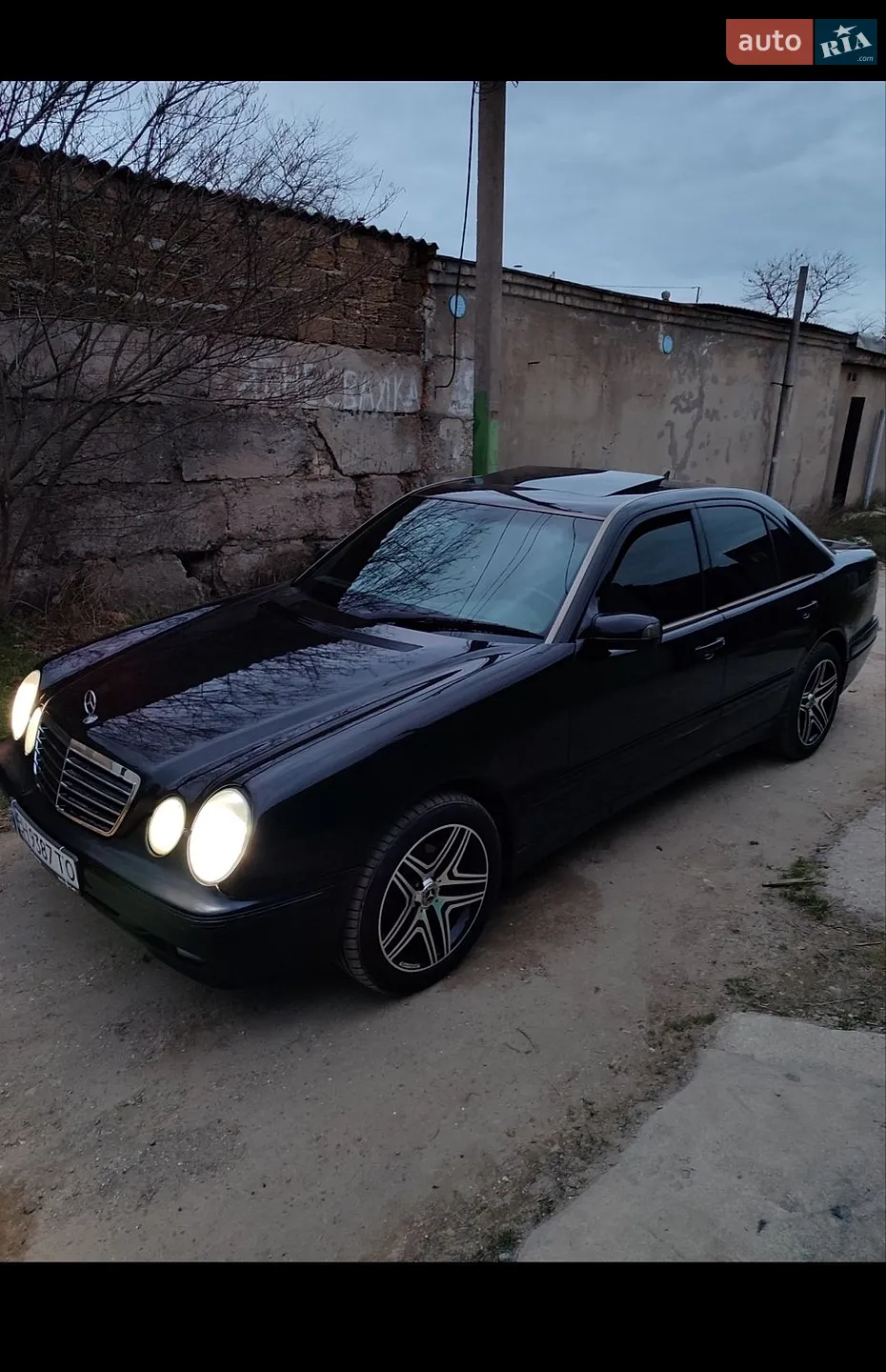 Mercedes-Benz E-Class 2000 — 1