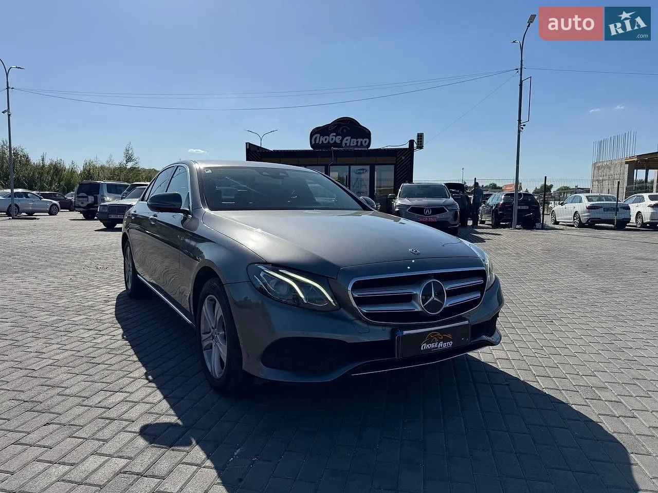Mercedes-Benz E-Class, 2017