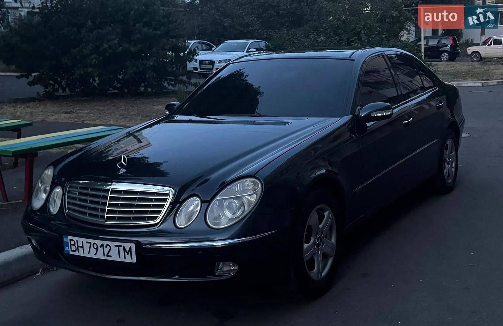 Mercedes-Benz E-Class, 2002