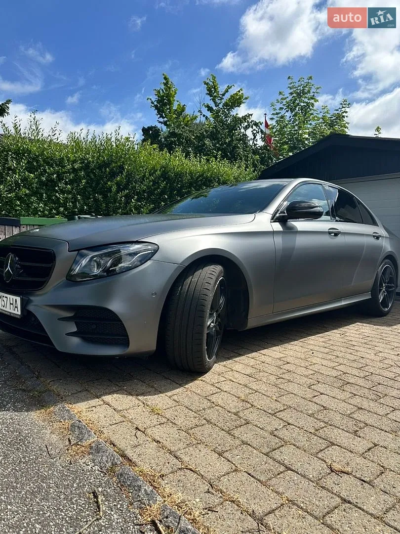 Mercedes-Benz E-Class, 2017