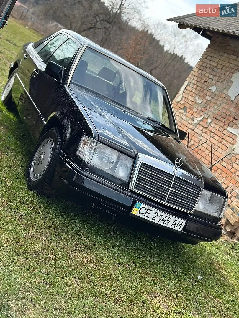 Mercedes-Benz E-Class, 1993