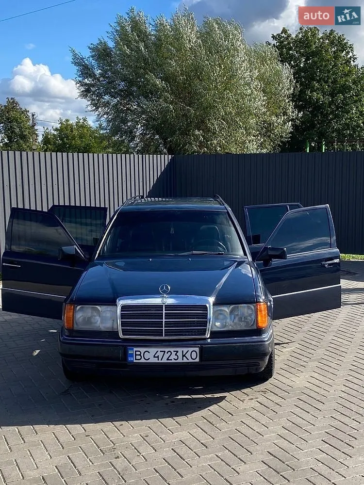 Mercedes-Benz E-Class, 1992