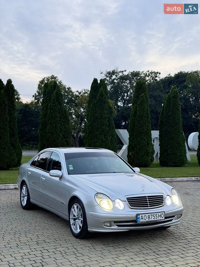 Mercedes-Benz E-Class, 2004