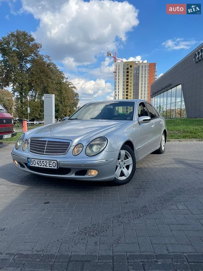 Mercedes-Benz E-Class, 2002