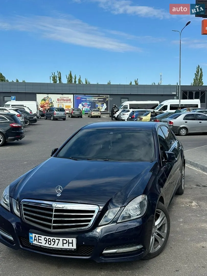 Mercedes-Benz E-Class, 2010