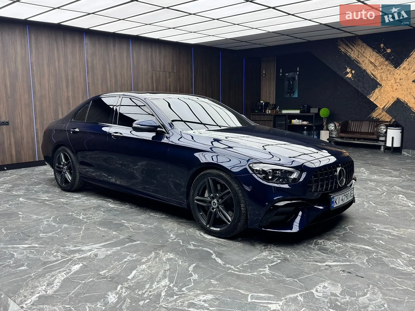 Mercedes-Benz E-Class, 2016